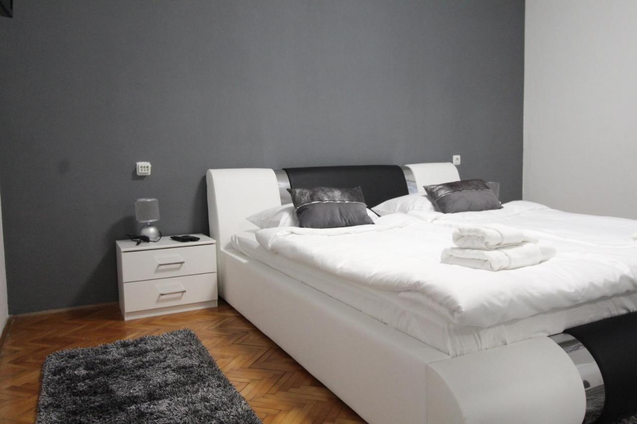 Apartment Matijas, 3 Bedroom Apt With Terrace And Parking سبليت المظهر الخارجي الصورة
